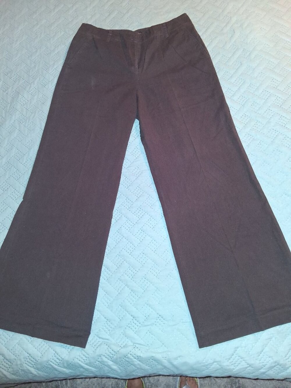 Like New-Wide Leg lightweight pant-size 12